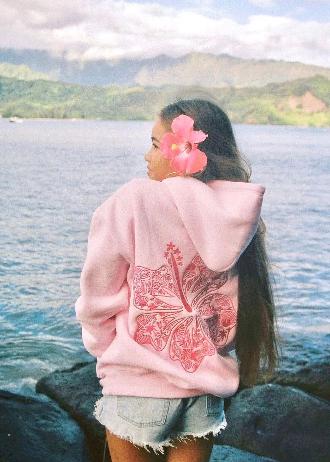 ASTRYLA™ | Oversized Hibiscus Printed Hoodie