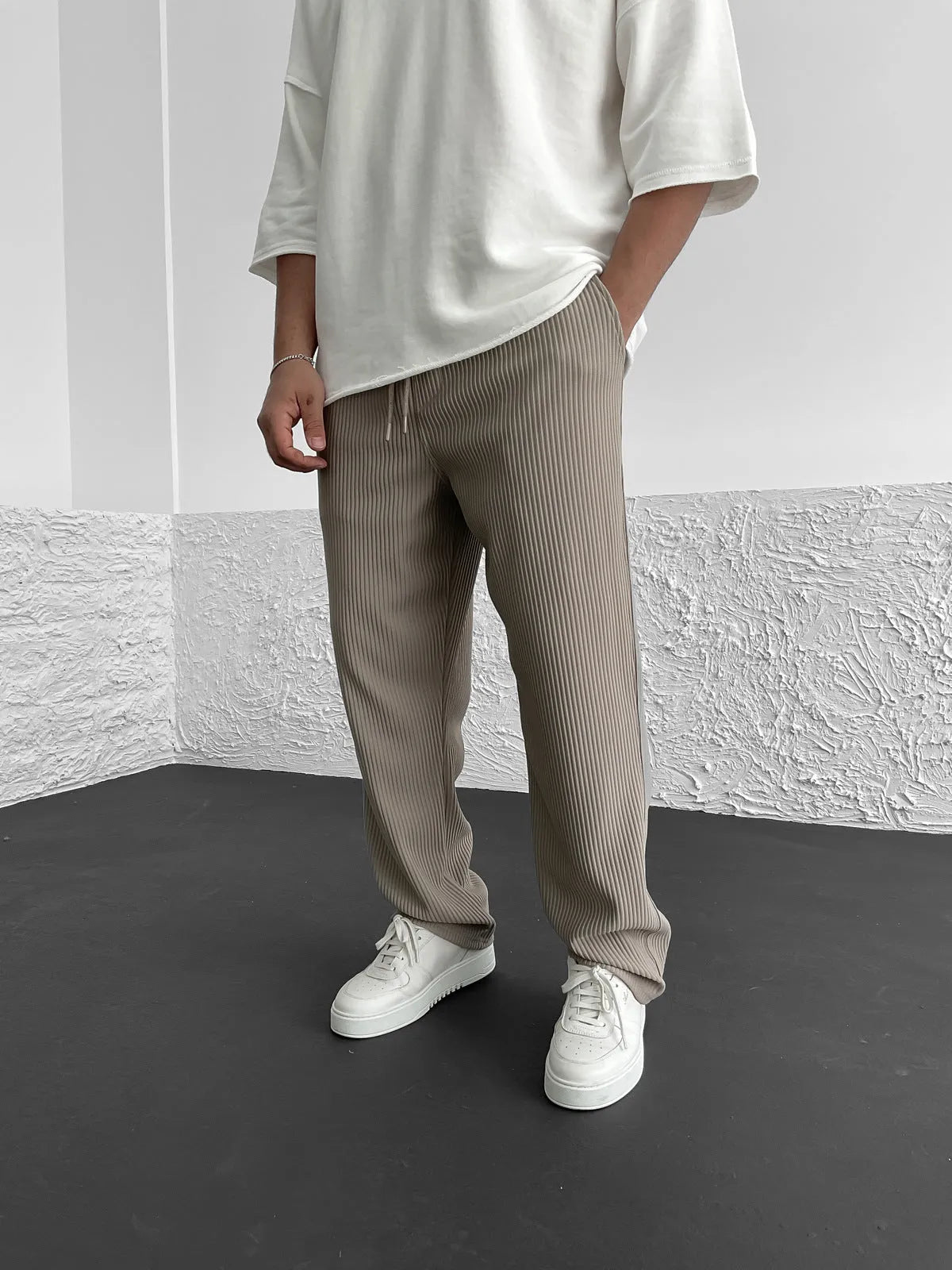 NIKOLAI™ | Ribbed Comfort Pants