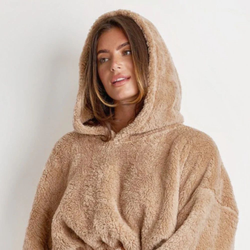 BETTINA™ | Fluffy Hoodie